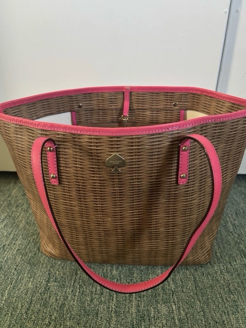 Kate Spade Grainy Vinyl Brown & Pink Beach Tote
Bag